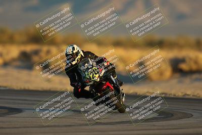 media/Dec-05-2025-CVMA Friday Practice (Fri) [[303bad9a84]]/3-Racer 3 (NRS)/Mock Race/